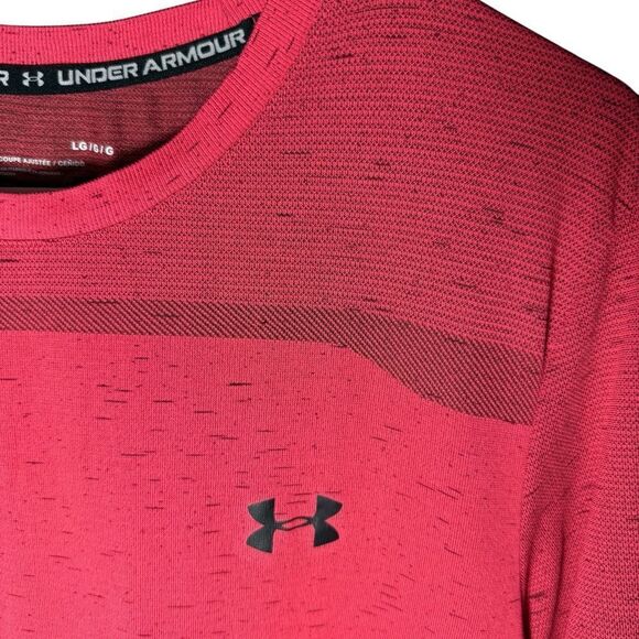 Under Armour Men’s Pink Seamless Fitted Breathable Short Sleeve Tee - Picture 7 of 8